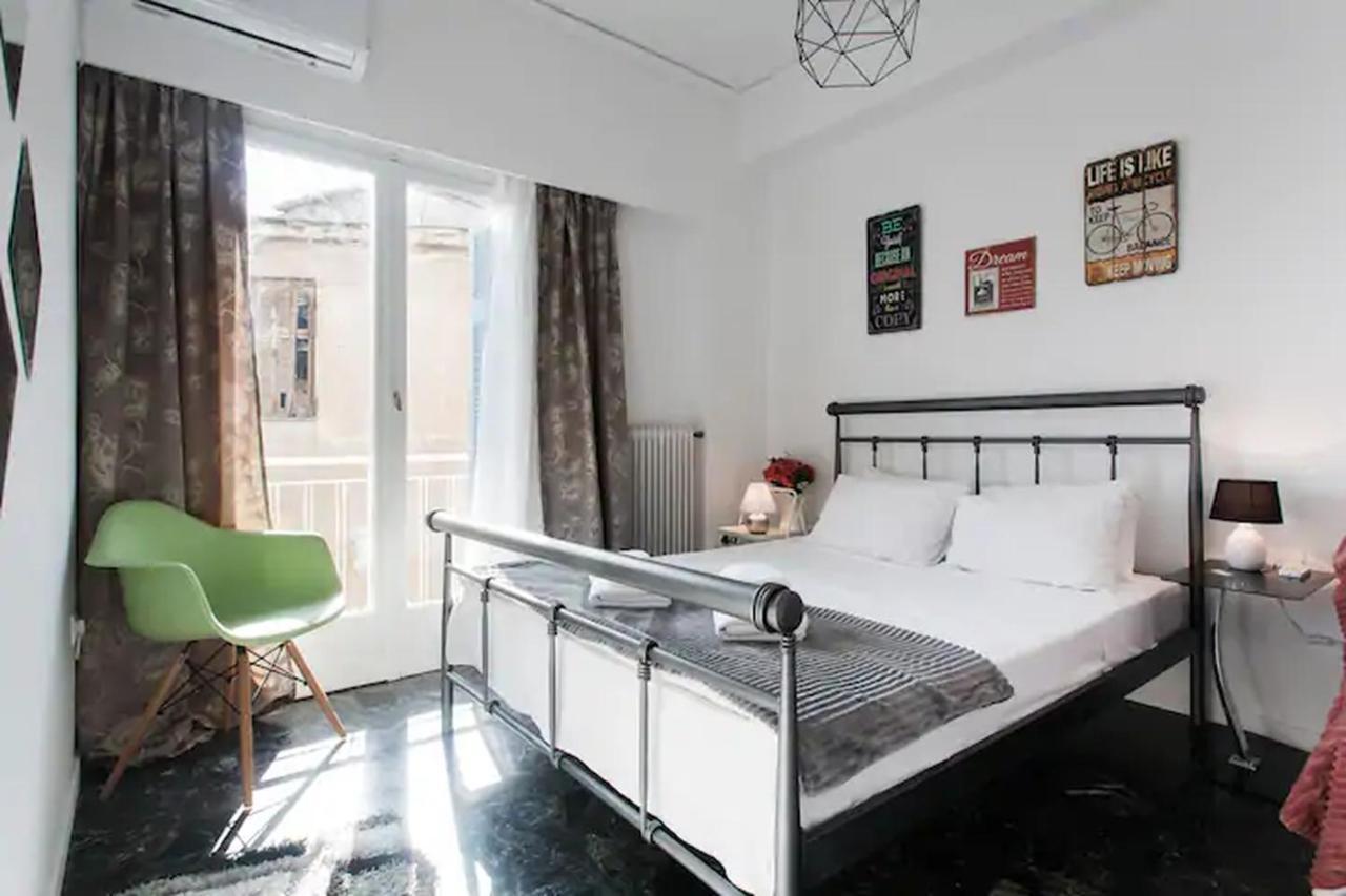 Appartement A Masterpiece In Plaka With Big Balcony And Acropolis View à Athènes Extérieur photo
